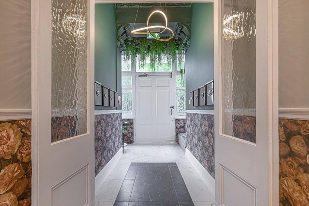 Stylish Hyde Park Home By Tube Stations With Elevator لندن المظهر الخارجي الصورة